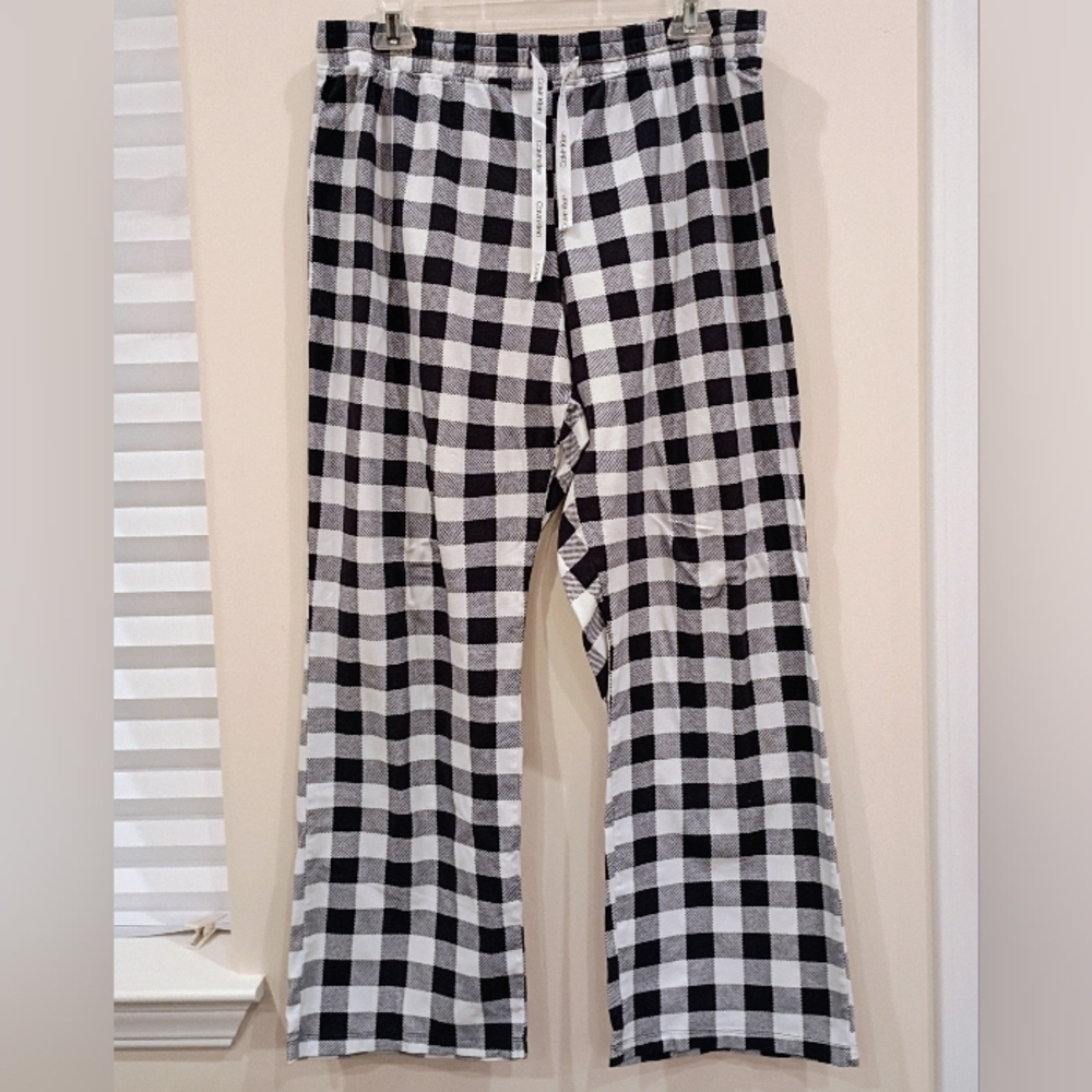 Calvin Klein Navy Blue & White Checkered Pajama Pants (L)